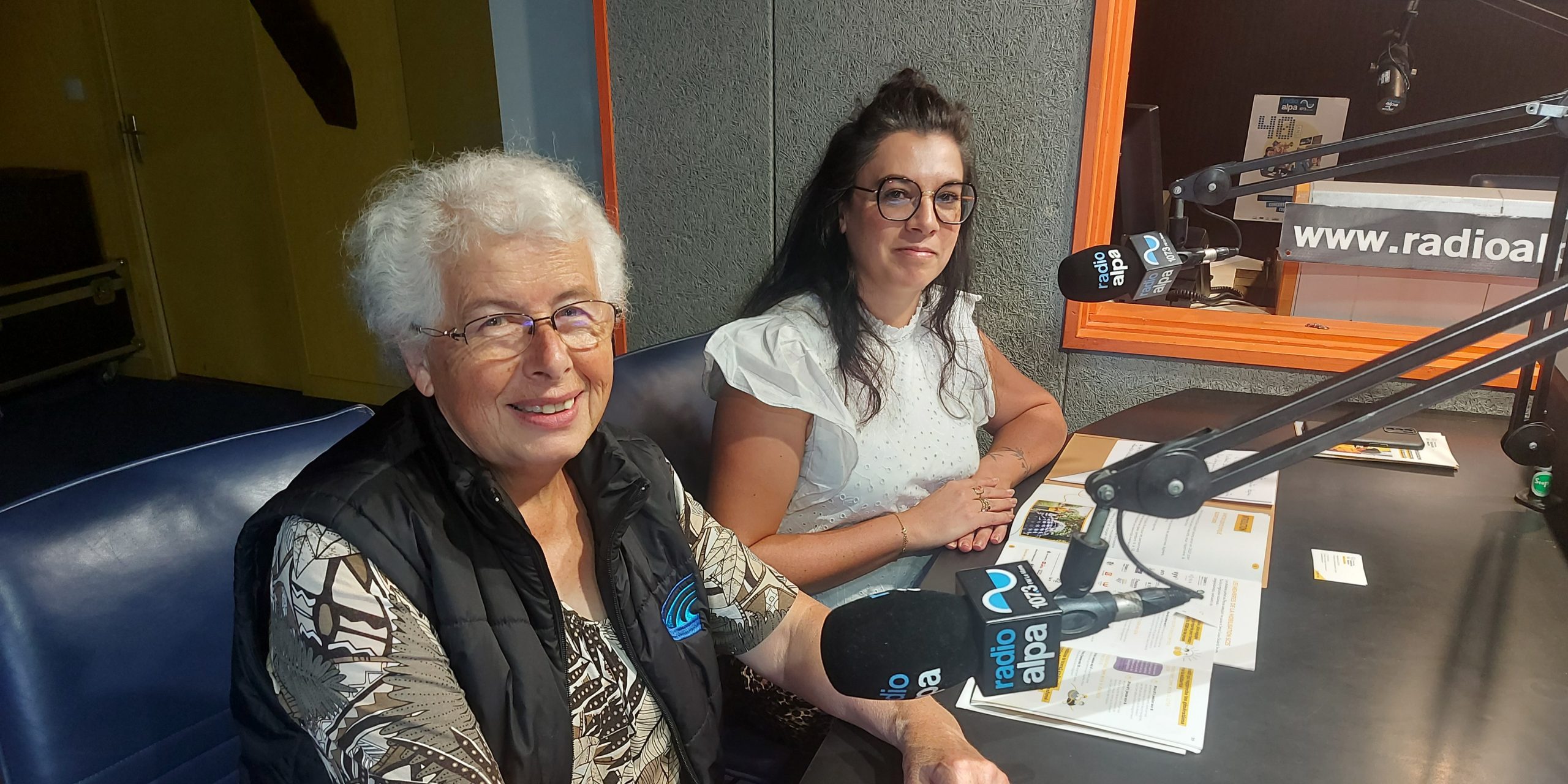 Le service civique solidarité seniors episode artwork